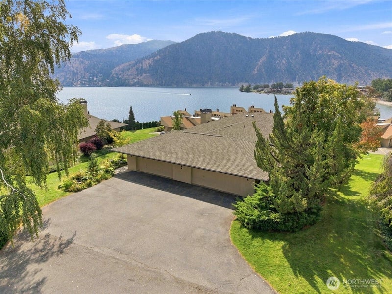 1 Halmalka Court 504B