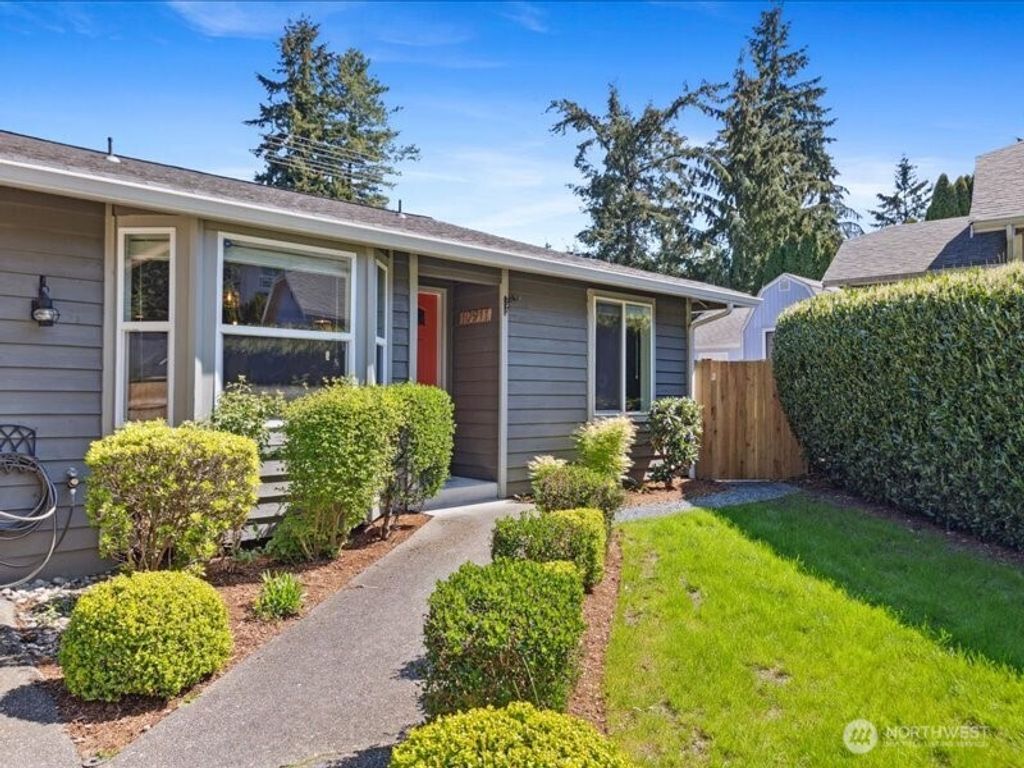 Photo of 10911 34th Avenue SE, Everett, WA 98208 (MLS # 2364315)