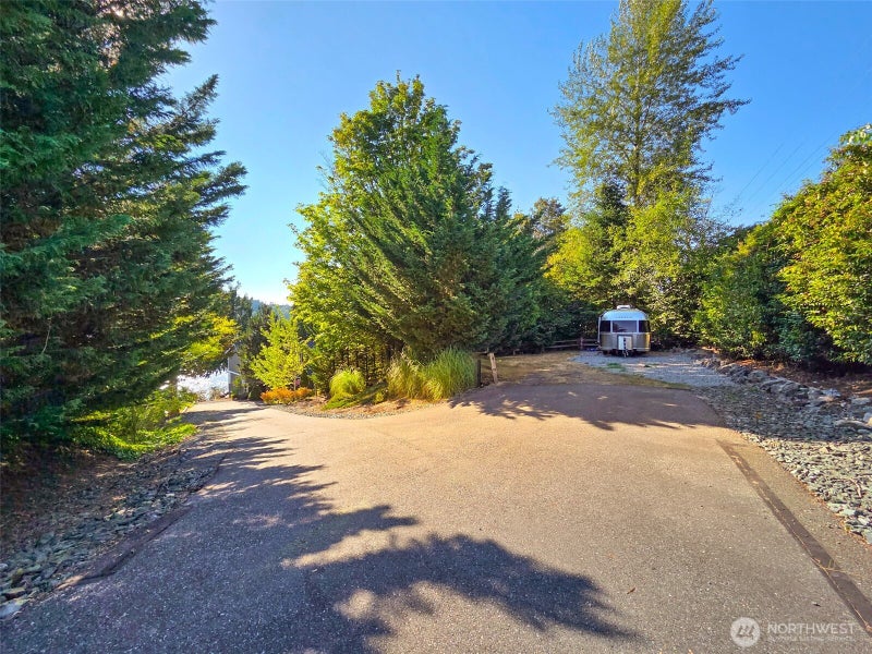 17902 Cove Lane