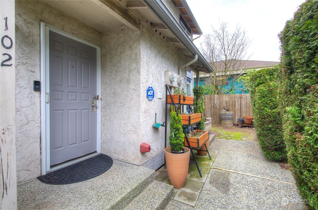 Photo of 1426 NE 151st Street #A-102, Shoreline, WA 98155 (MLS # 2199903)