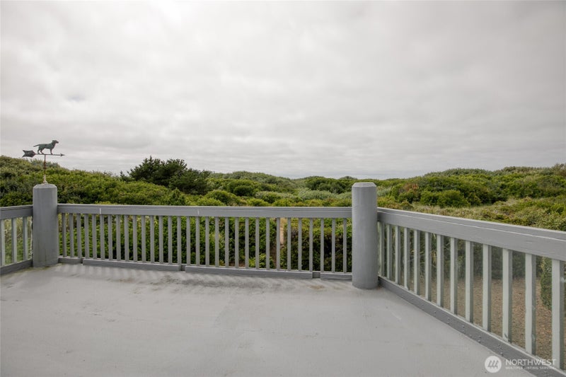 501 Ocean Shores Boulevard NW