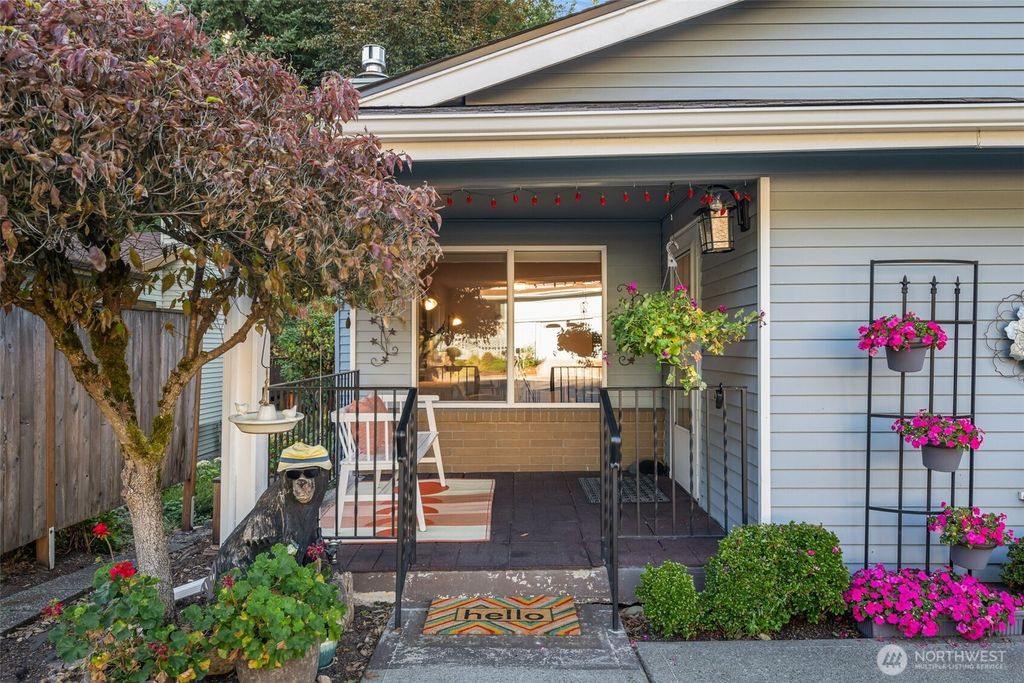 Photo of 24431 11th Avenue S, Des Moines, WA 98198 (MLS # 2431808)