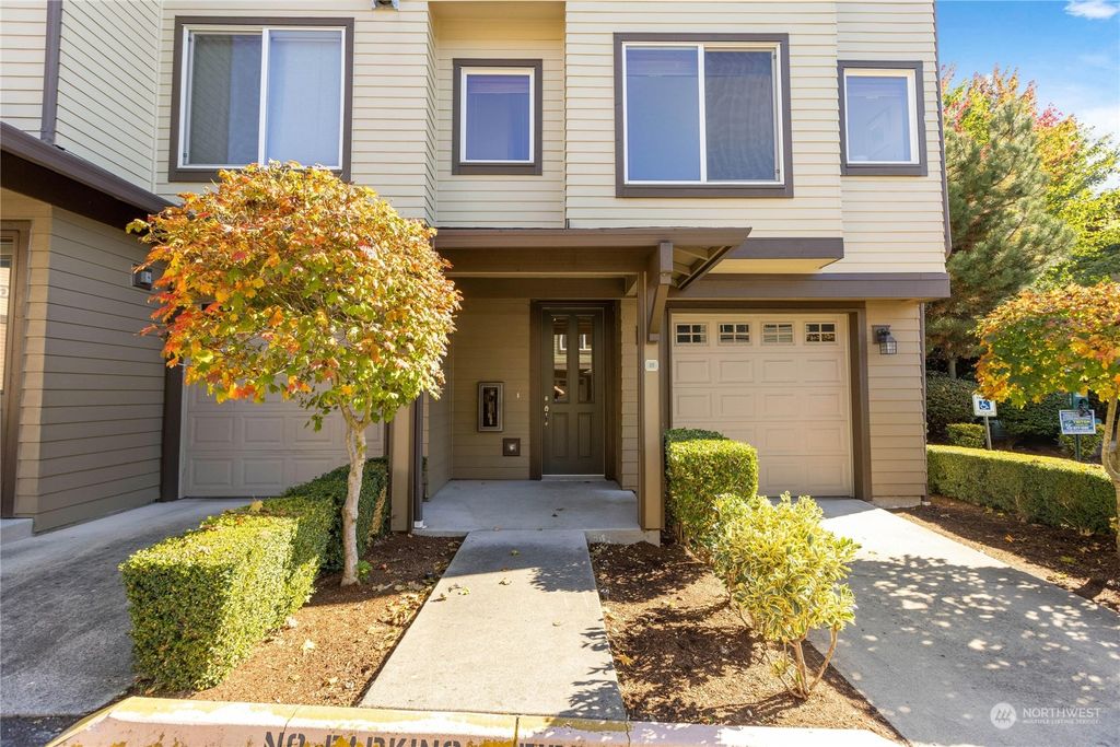 Photo of 2115 201st Place SE #I-5, Bothell, WA 98012 (MLS # 2170203)