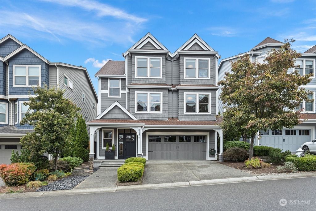Photo of 8432 NE 123rd Place, Kirkland, WA 98034 (MLS # 2296056)