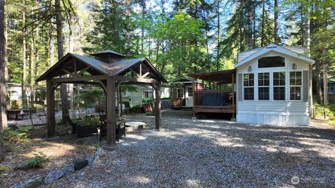 Photo of 25 Drial Loop, Deming, WA 98244 (MLS # 2535945)