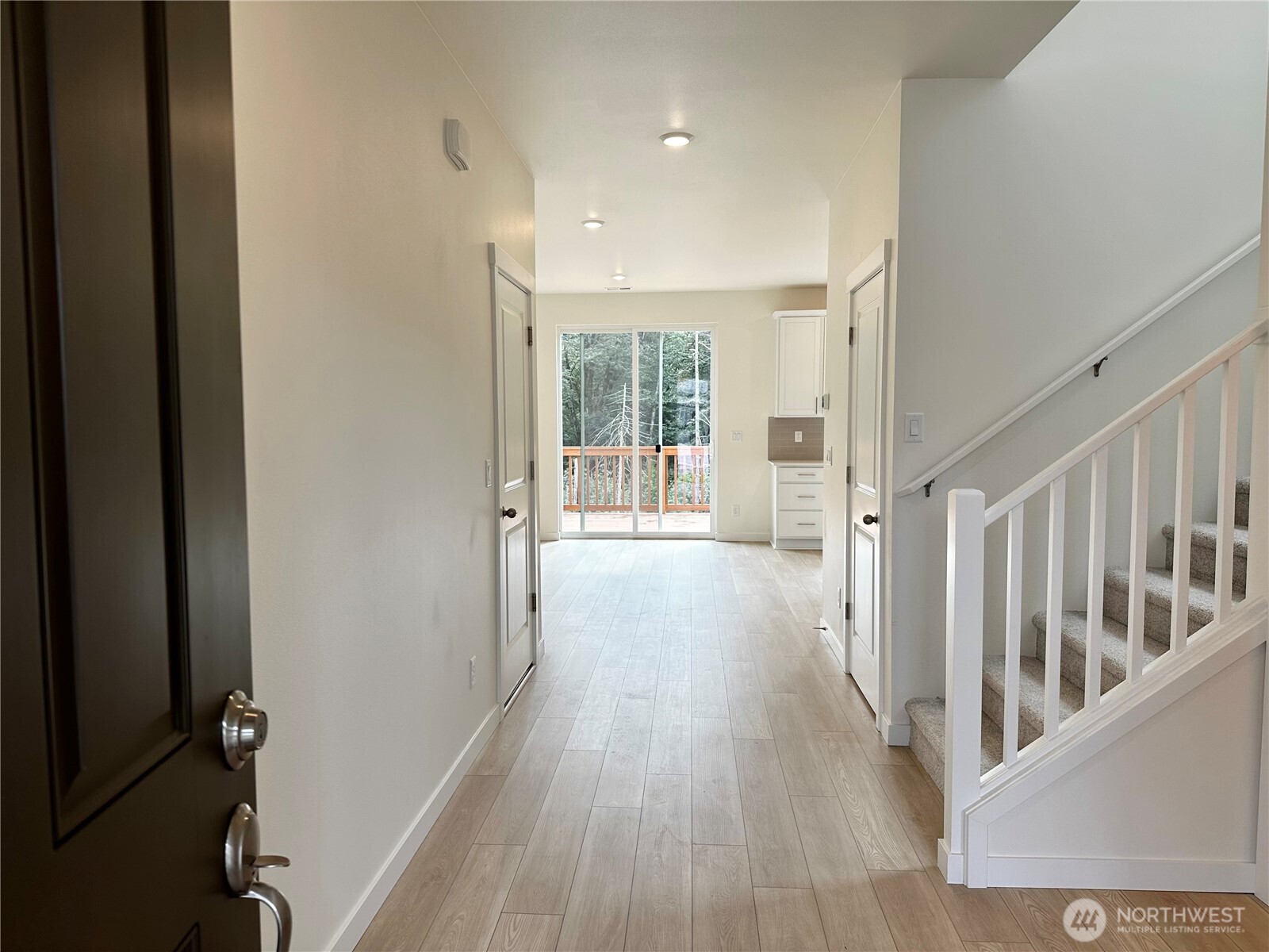 13514 187th Street E 28