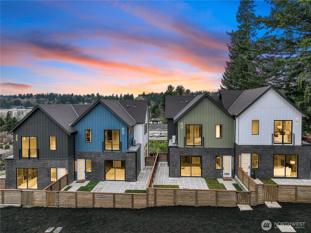 Photo of 18607 104th Avenue NE #A, Bothell, WA 98011 (MLS # 2484229)