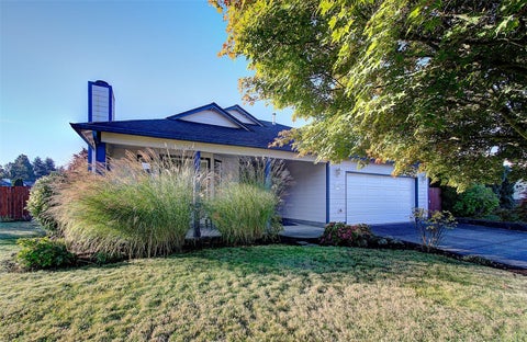 Photo of 16007 NE Hickory Street, Vancouver, WA 98682 (MLS # 2577636)