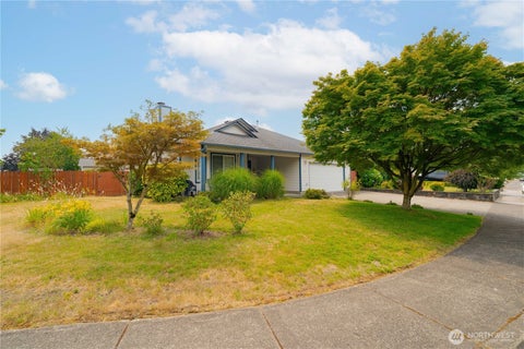 Photo of 16007 NE Hickory Street, Vancouver, WA 98682 (MLS # 2577636)