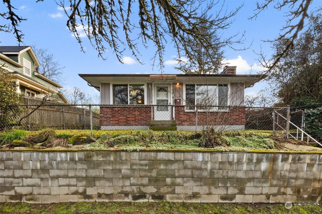 Photo of 524 Martin Luther King Jr Way S, Seattle, WA 98144 (MLS # 2330332)