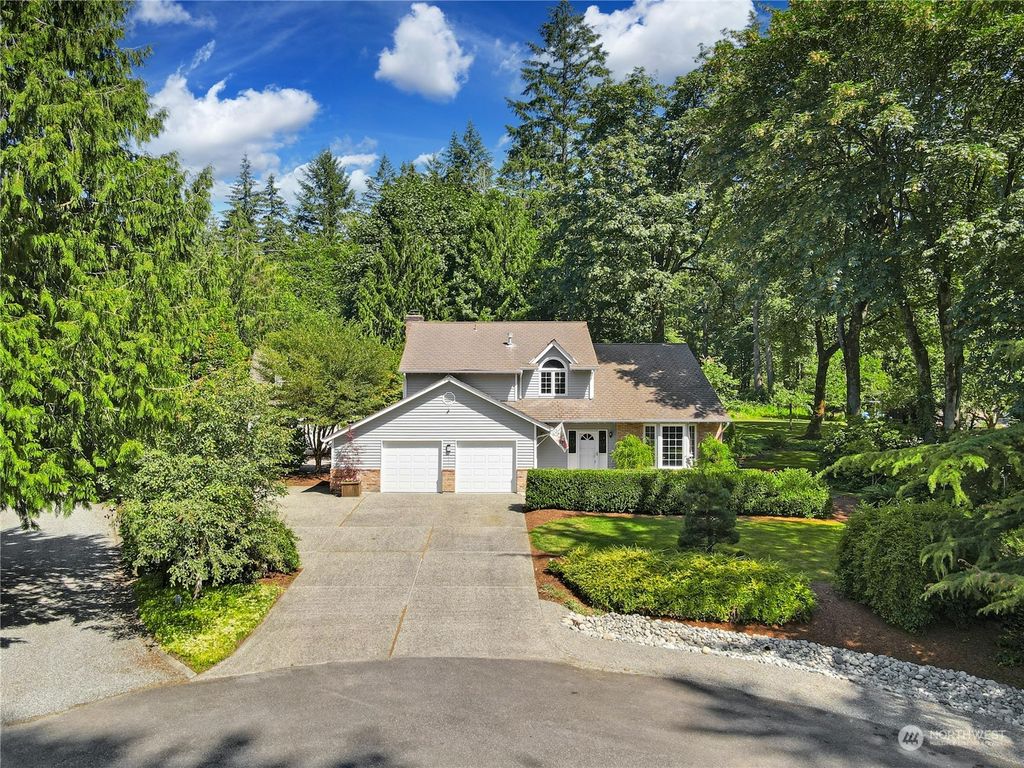 Photo of 20633 NE 66th Place, Redmond, WA 98053 (MLS # 2275738)