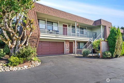 7672 19th Street W Tacoma WA 98466