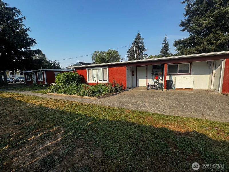 49 Willow Lane