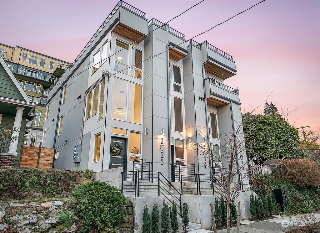 Photo of 2025 N Dexter Avenue, Seattle, WA 98109 (MLS # 2030185)