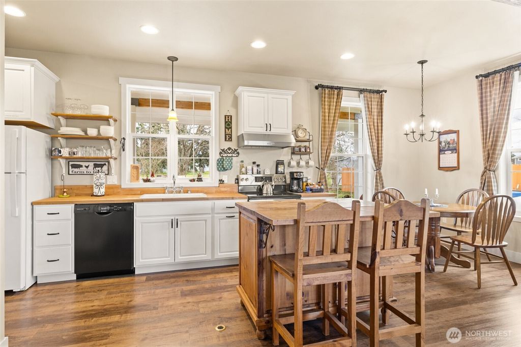 Photo of 981 W Hendrickson Road, Sequim, WA 98382 (MLS # 2510021)