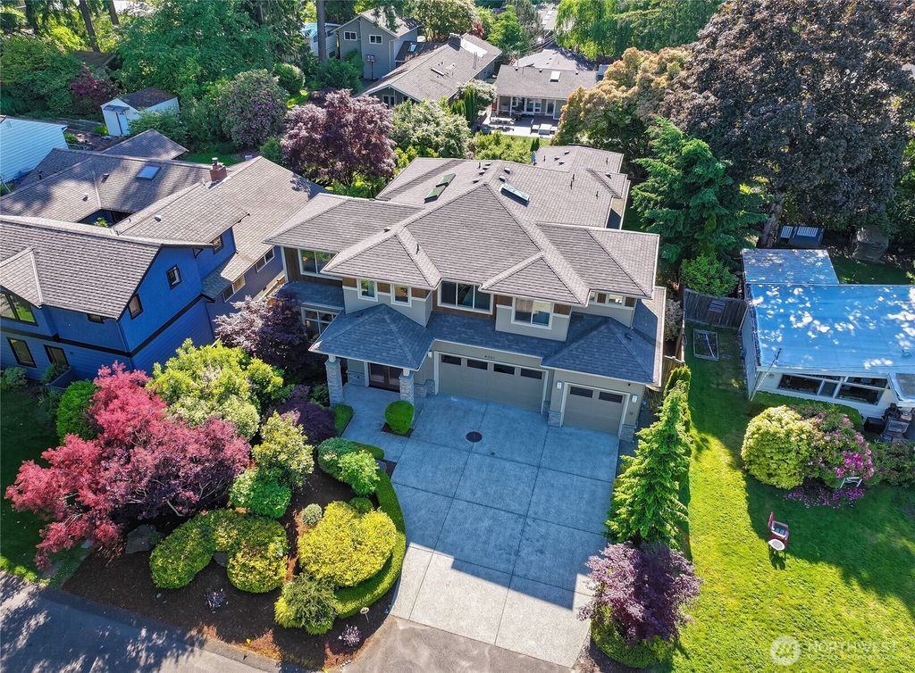 Photo of 4021 91st Avenue SE, Mercer Island, WA 98040 (MLS # 2380687)