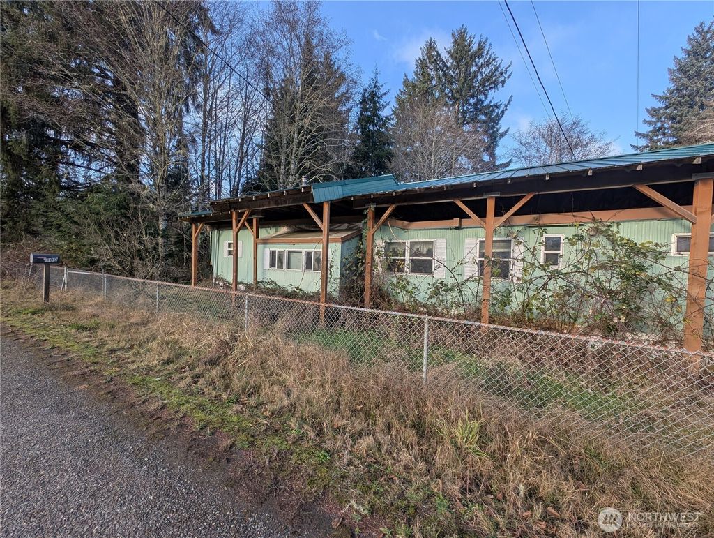 Photo of 300 Sekiu River Road, Sekiu, WA 98381 (MLS # 2512067)