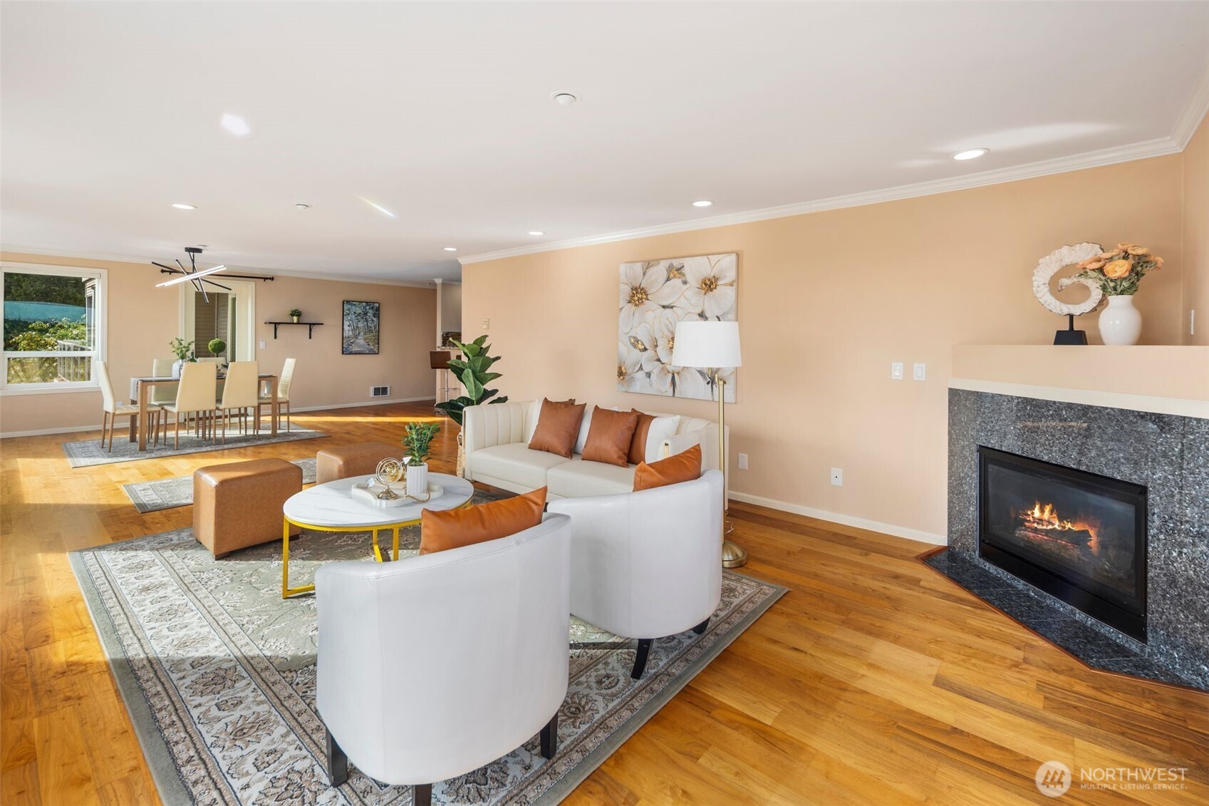 559 McGraw Street 402