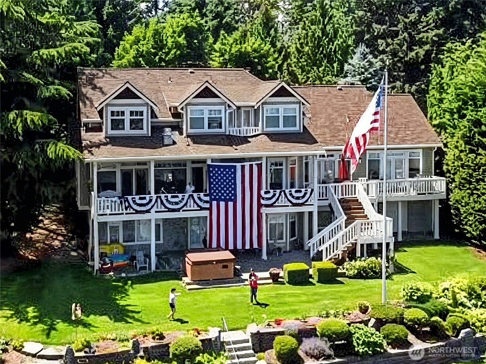 7240 Holmes Island Road SE