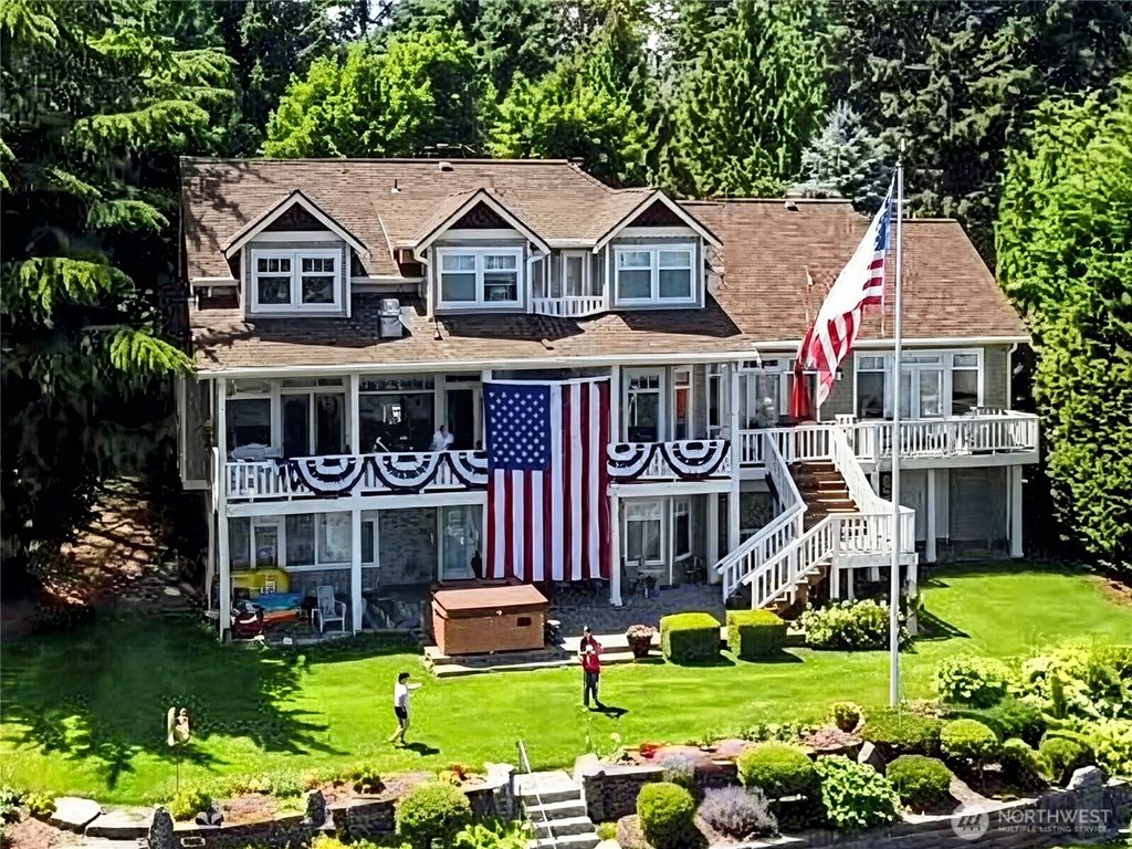 Photo of 7240 Holmes Island Road SE, Lacey, WA 98503 (MLS # 2493736)