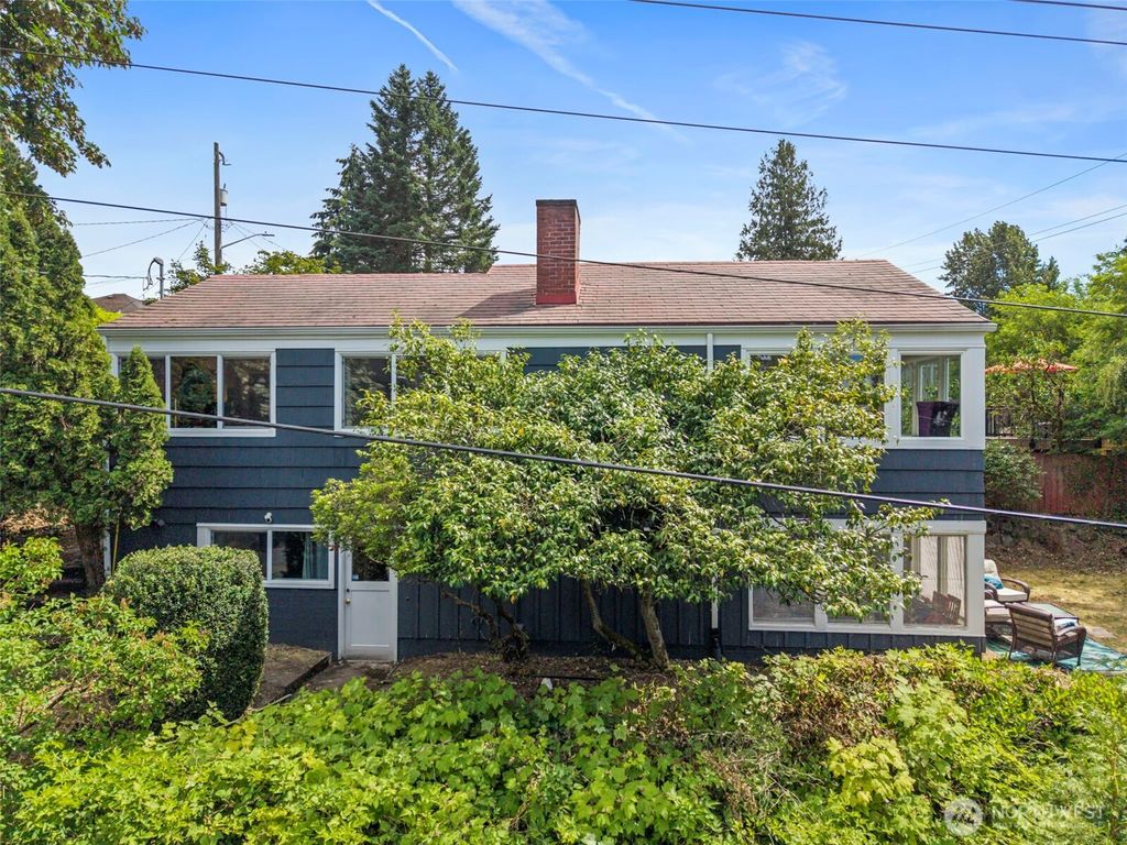 Photo of 9628 5th Ave NE AVE, Seattle, WA 98115 (MLS # 2545655)
