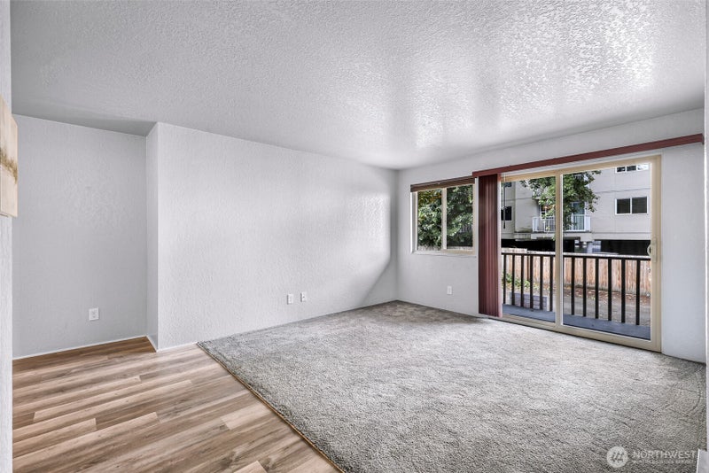 12035 32nd Avenue NE 202