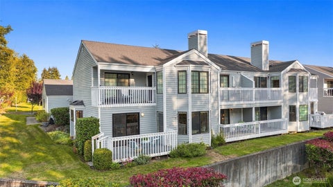 Photo of 2801 N Narrows Drive #E4, Tacoma, WA 98407 (MLS # 2585519)