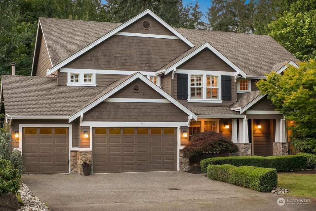 Photo of 16454 108th Avenue NE, Bothell, WA 98011 (MLS # 2143200)