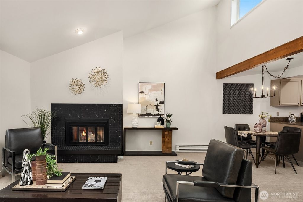 Photo of 210 Boylston Avenue E #304, Seattle, WA 98102 (MLS # 2494633)