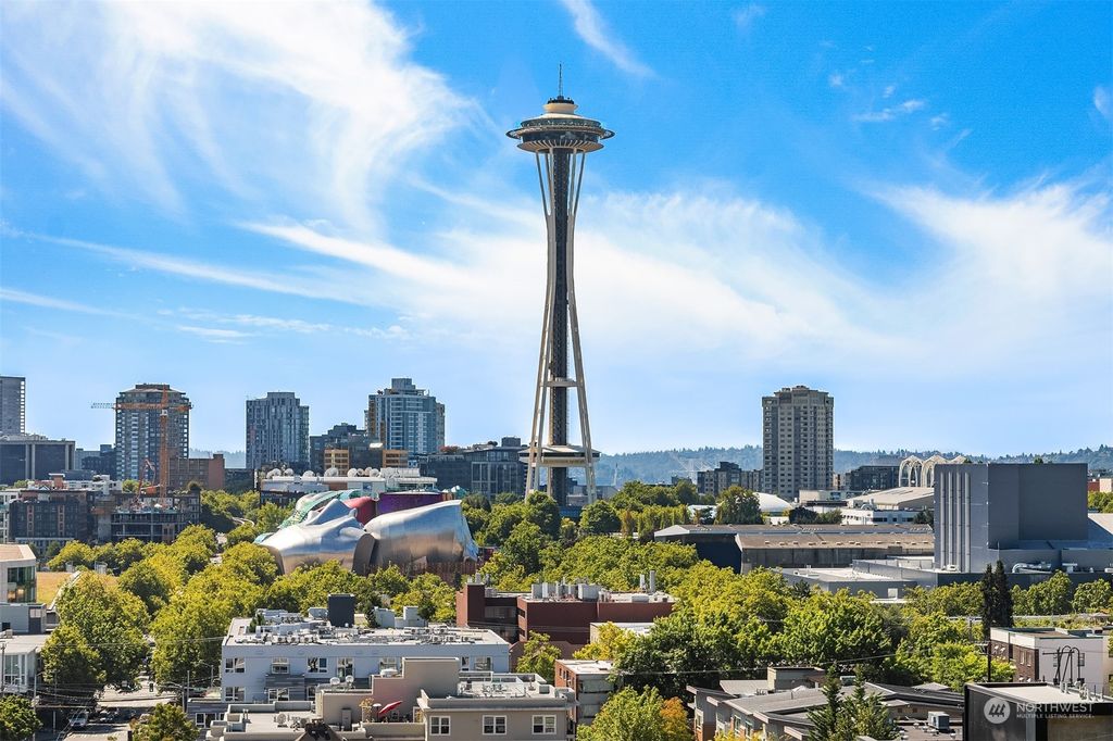 Photo of 1011 5th Avenue N #402, Seattle, WA 98109 (MLS # 2152935)