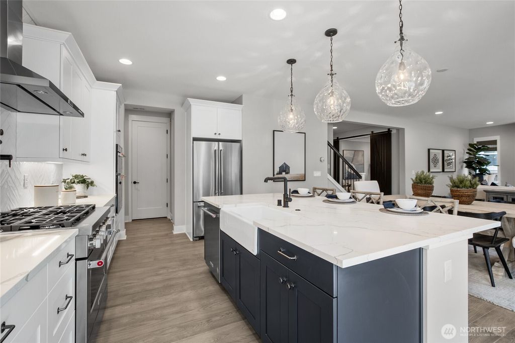 listing image 9360956751803255789