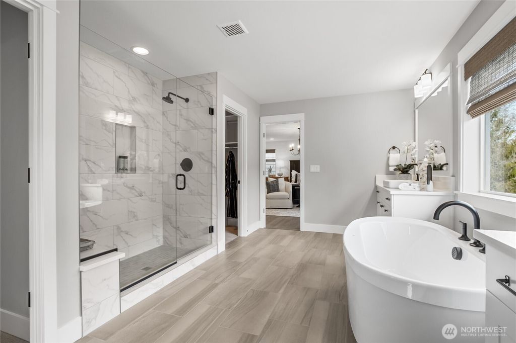 listing image 9361307864494894547