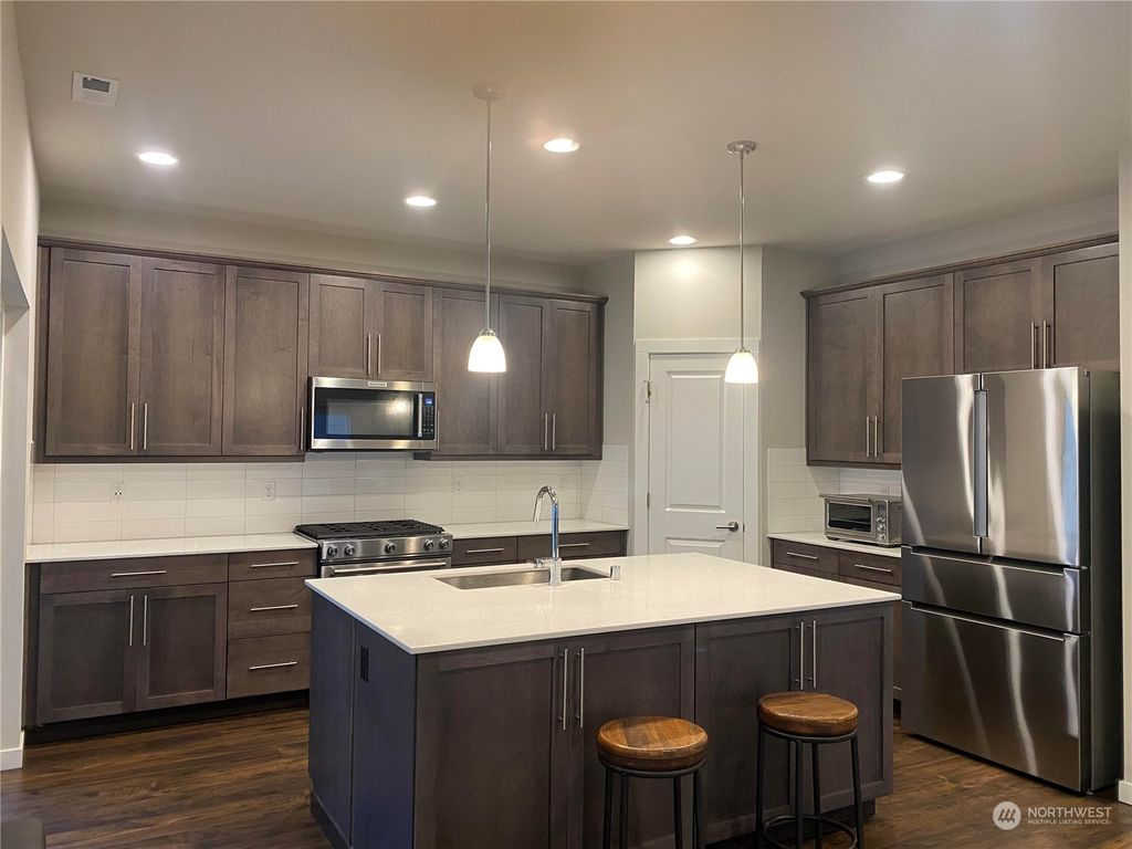 Photo of 14630 28th Avenue W, Lynnwood, WA 98087 (MLS # 2199433)