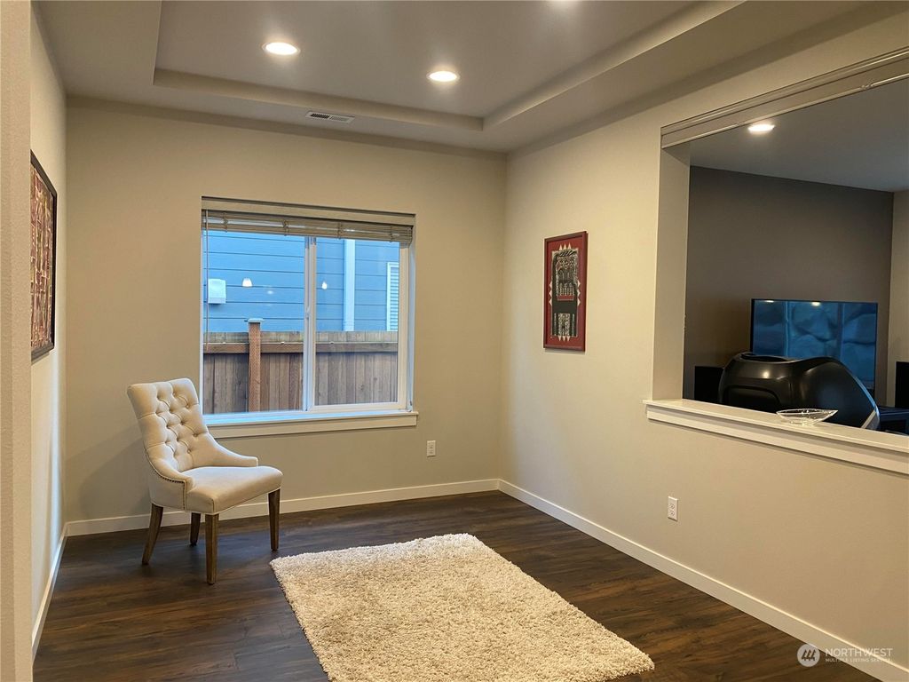 Photo of 14630 28th Avenue W, Lynnwood, WA 98087 (MLS # 2199433)