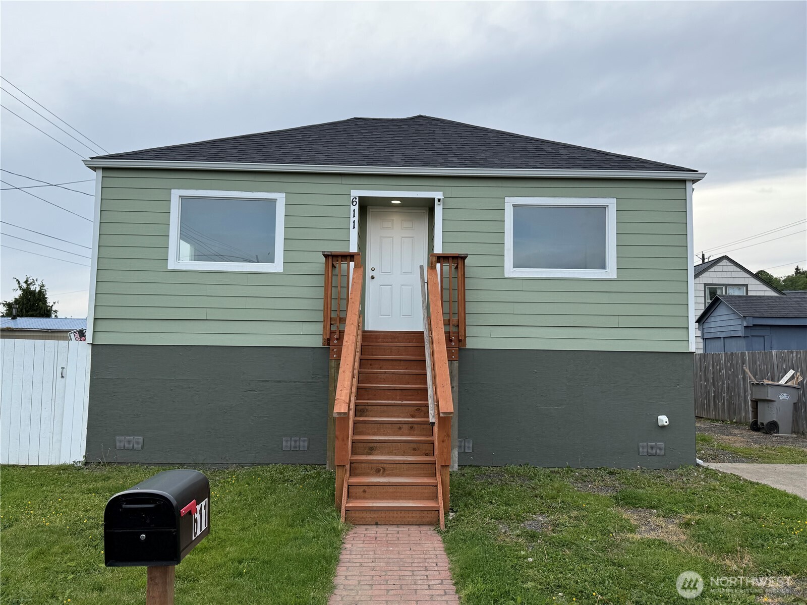 611 Conger Street