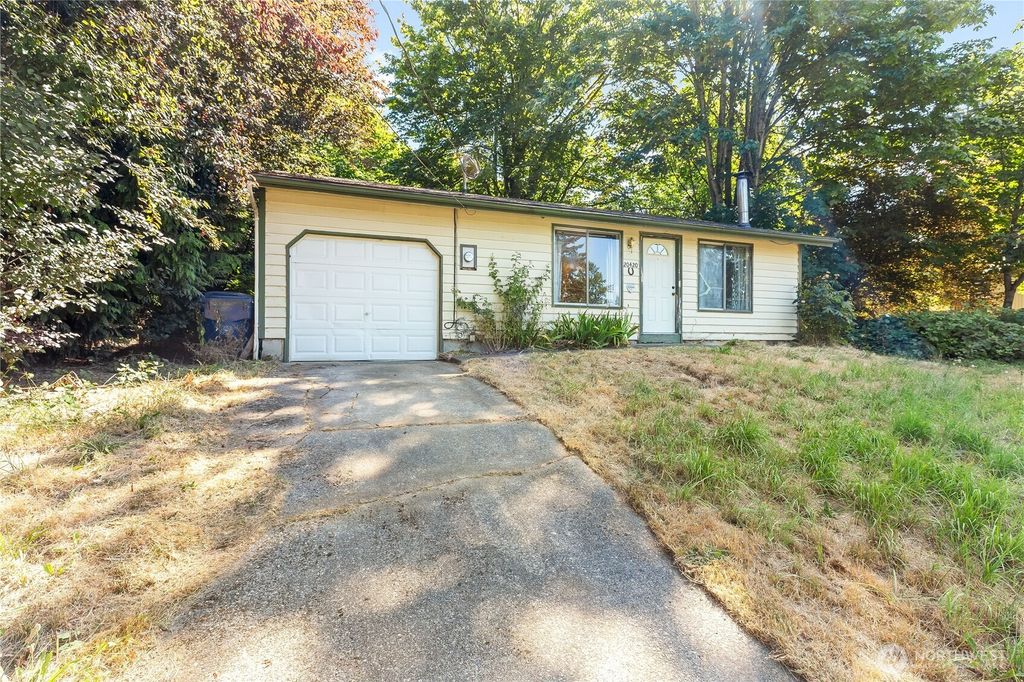 Photo of 20420 147th Avenue SE, Kent, WA 98042 (MLS # 2414912)