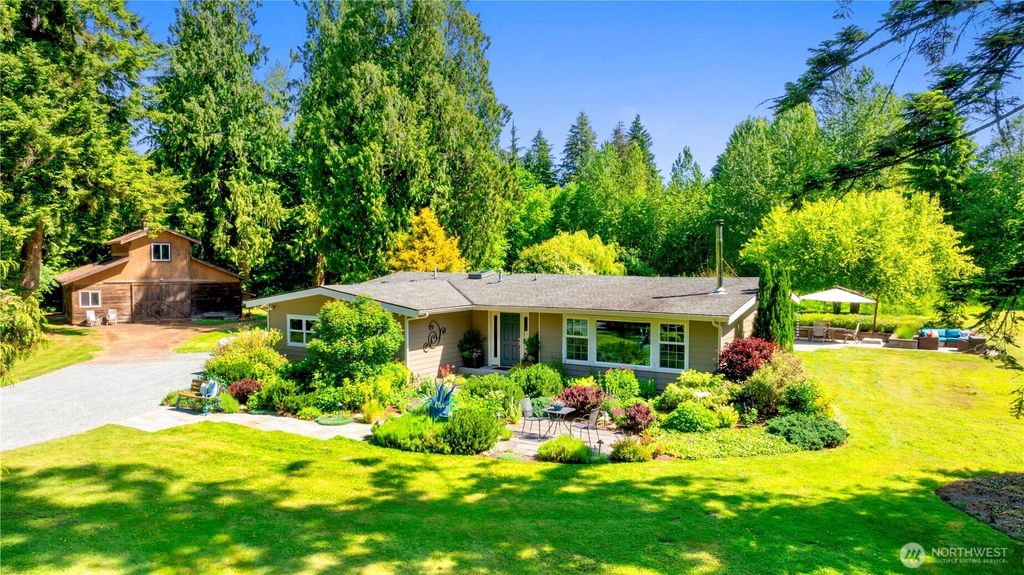 Photo of 12632 270th Place NE, Duvall, WA 98019 (MLS # 2386135)