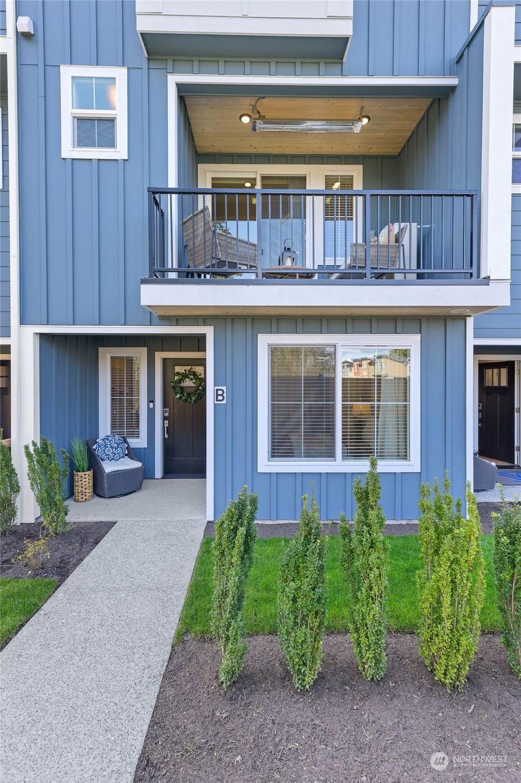 Photo of 22923 80th Park W #18B, Edmonds, WA 98026 (MLS # 2125640)