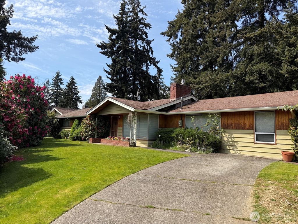Photo of 1251 111th Avenue NE, Bellevue, WA 98004 (MLS # 2559652)