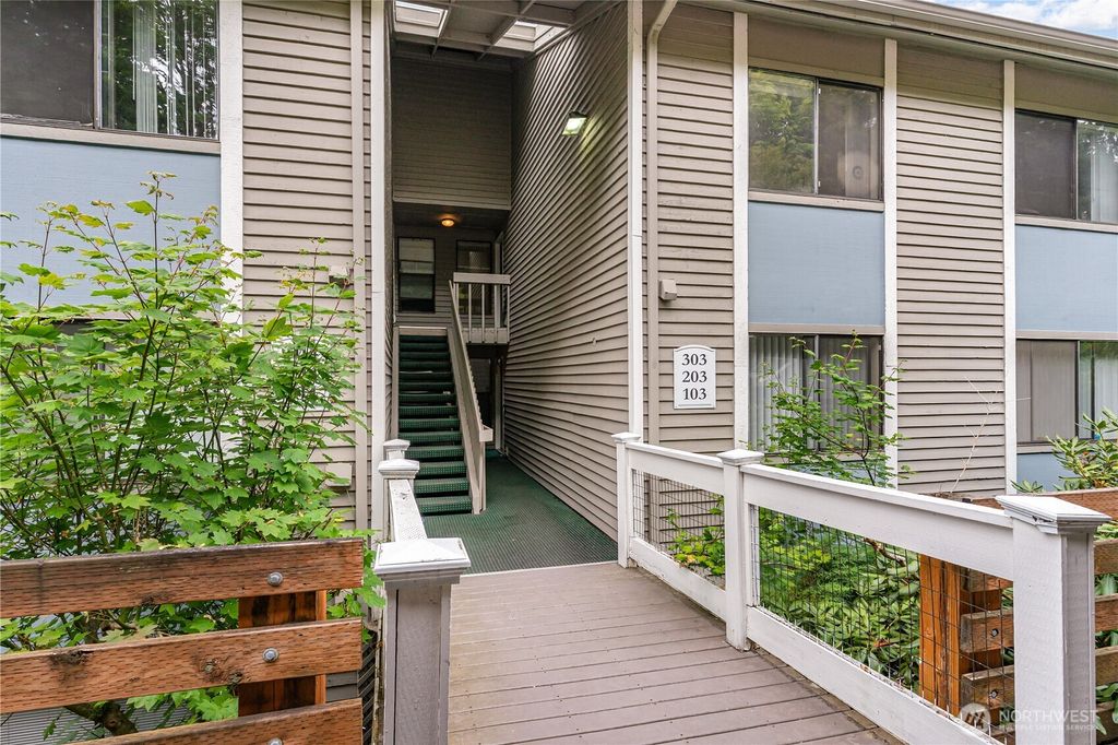 Photo of 31510 106th Place SE #R303, Auburn, WA 98092 (MLS # 2417333)