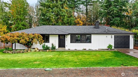 Photo of 1530 Lyle Avenue, Bremerton, WA 98312 (MLS # 2454411)