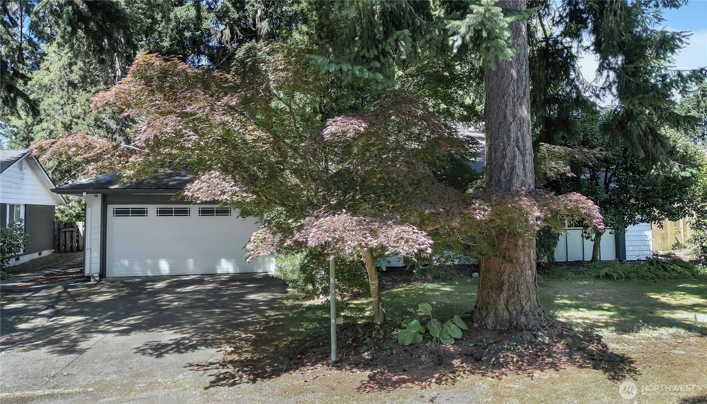 Photo of 28209 29th Avenue S, Federal Way, WA 98003 (MLS # 2402069)