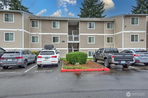 Photo of 12415 NE 130th Court #H104, Kirkland, WA 98034 (MLS # 2465371)