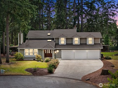 Photo of 13520 16th Avenue Ct S, Tacoma, WA 98444 (MLS # 2416618)