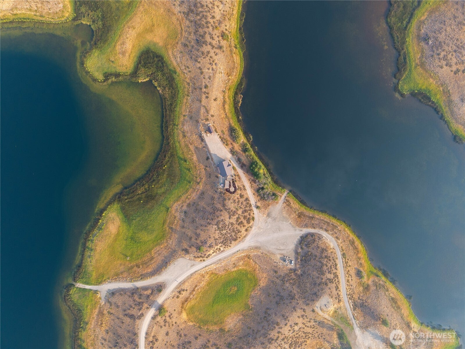 43 Twin Lakes Access Road