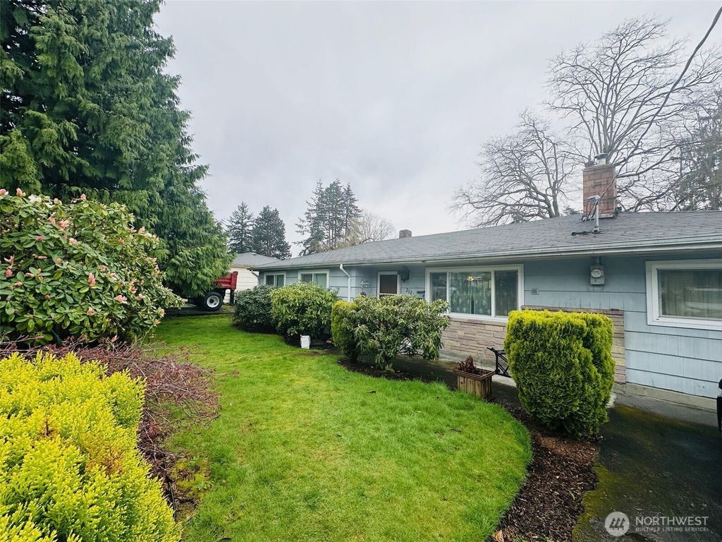 Photo of 21215 31st Avenue S, SeaTac, WA 98198 (MLS # 2356794)