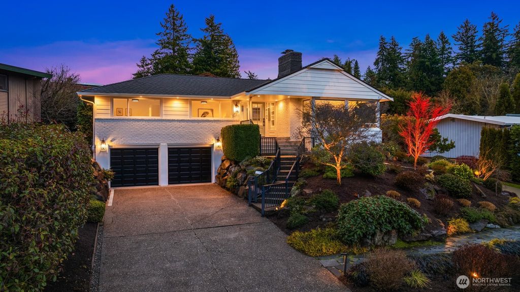 Photo of 17810 4th Avenue SW, Normandy Park, WA 98166 (MLS # 2333449)
