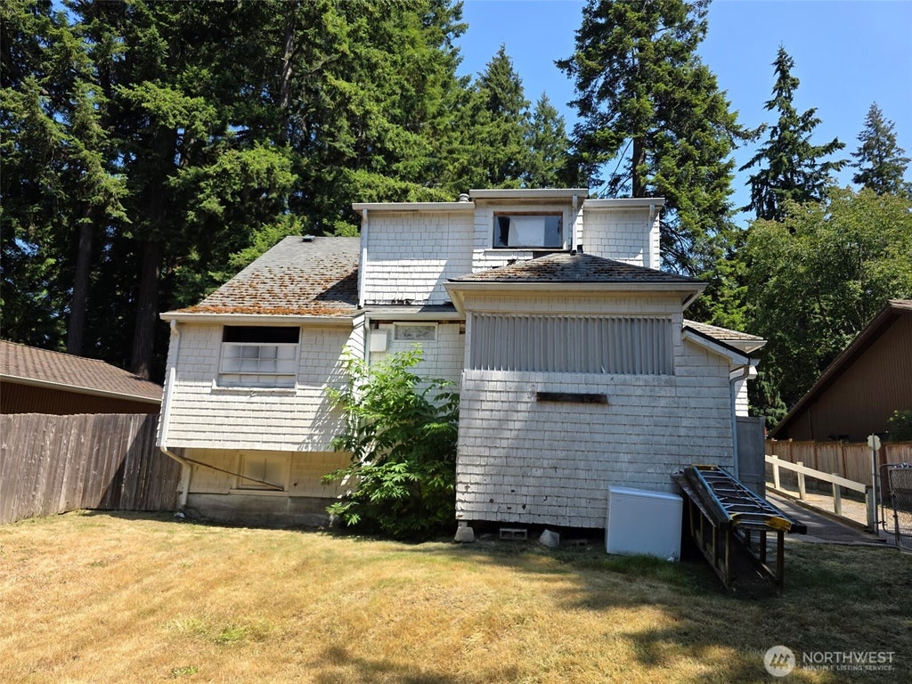 Photo of 14629 24th Avenue SW, Burien, WA 98166 (MLS # 2582881)