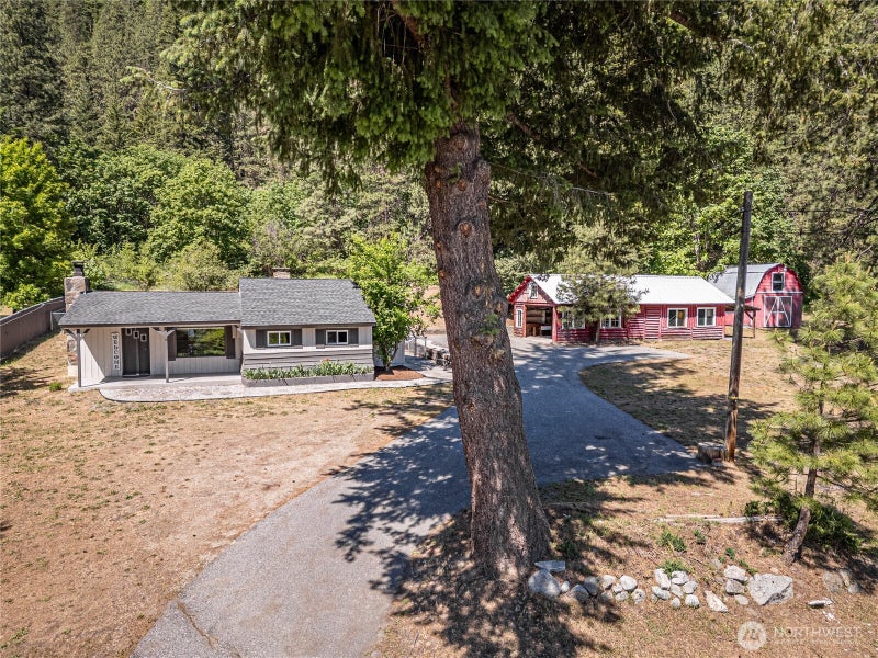 8494 Icicle Road