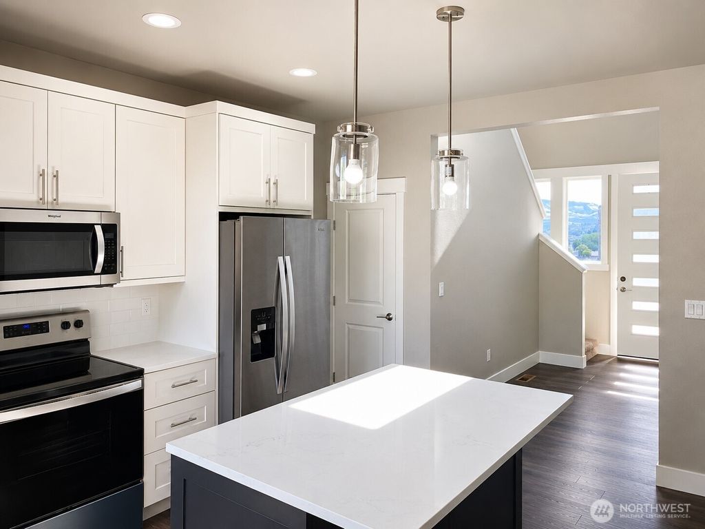 Photo of 1729 Danny Boy Lane, Wenatchee, WA 98801 (MLS # 2522065)